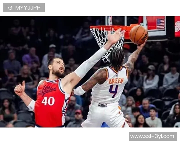 太阳主帅称赞布克表现出色并表示将提升队友状态以求更好表现