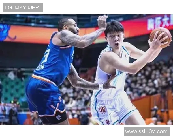 杨瀚森谈本赛季前半程表现：经历挑战与成长的摸索之路